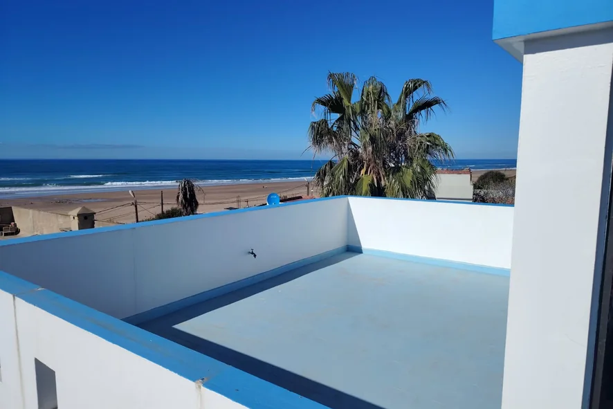 Maison face à la mer, 270 m² sur trois niveaux — Briech, Asilah