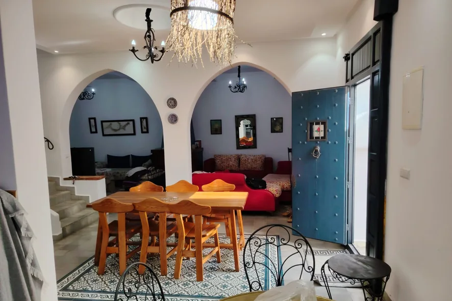 Maison face à la mer, 270 m² sur trois niveaux — Briech, Asilah