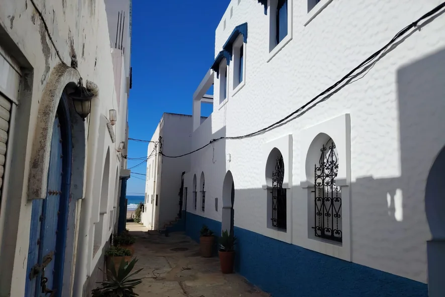 Maison face à la mer, 270 m² sur trois niveaux — Briech, Asilah