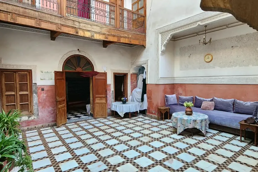 Riad à rénover, 150 m² avec terrasse — Laksour, Médina