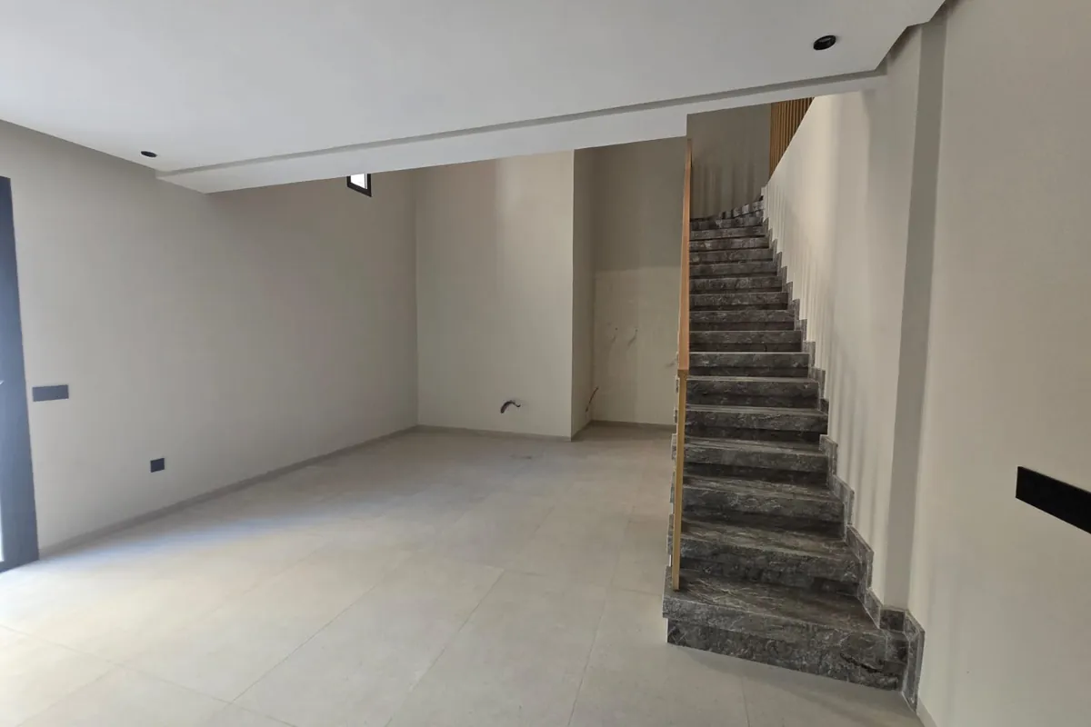 Duplex neuf 3 chambres avec cour privée — Guéliz