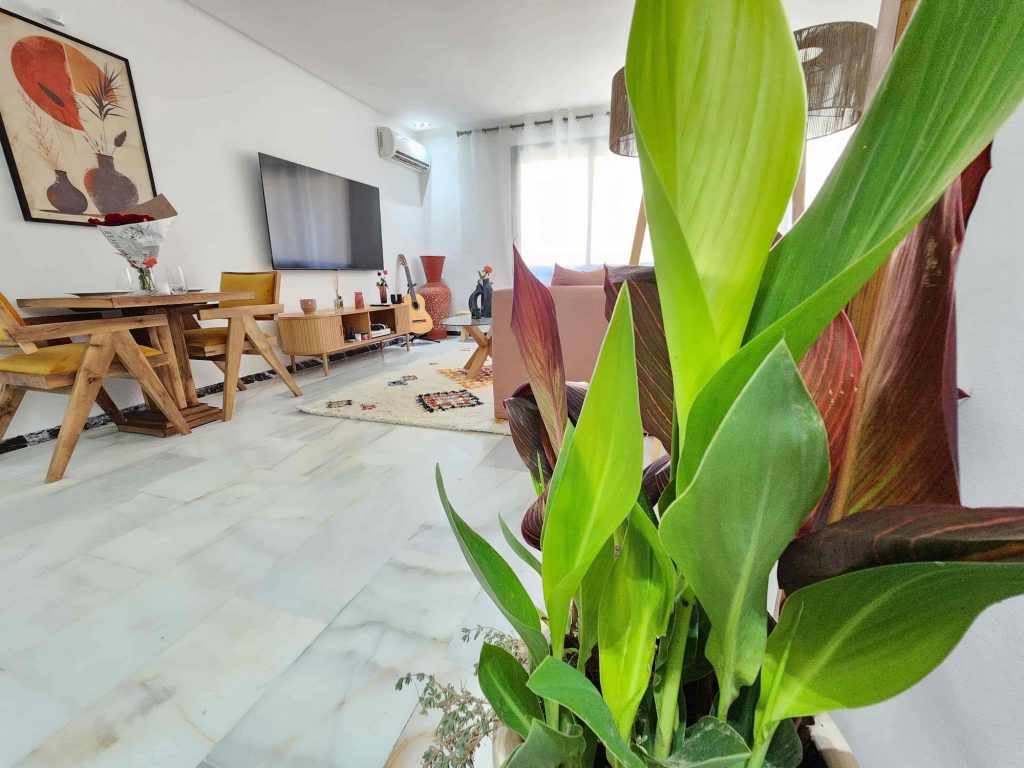 Linge hôtelier et équipements d’un appartement géré par GMA Properties, Marrakech
